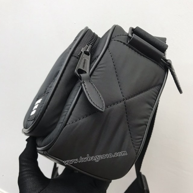 Burberry專門店新款繡花相機包 巴寶莉菱形絎縫脂棉質斜挎小包 yxb1230